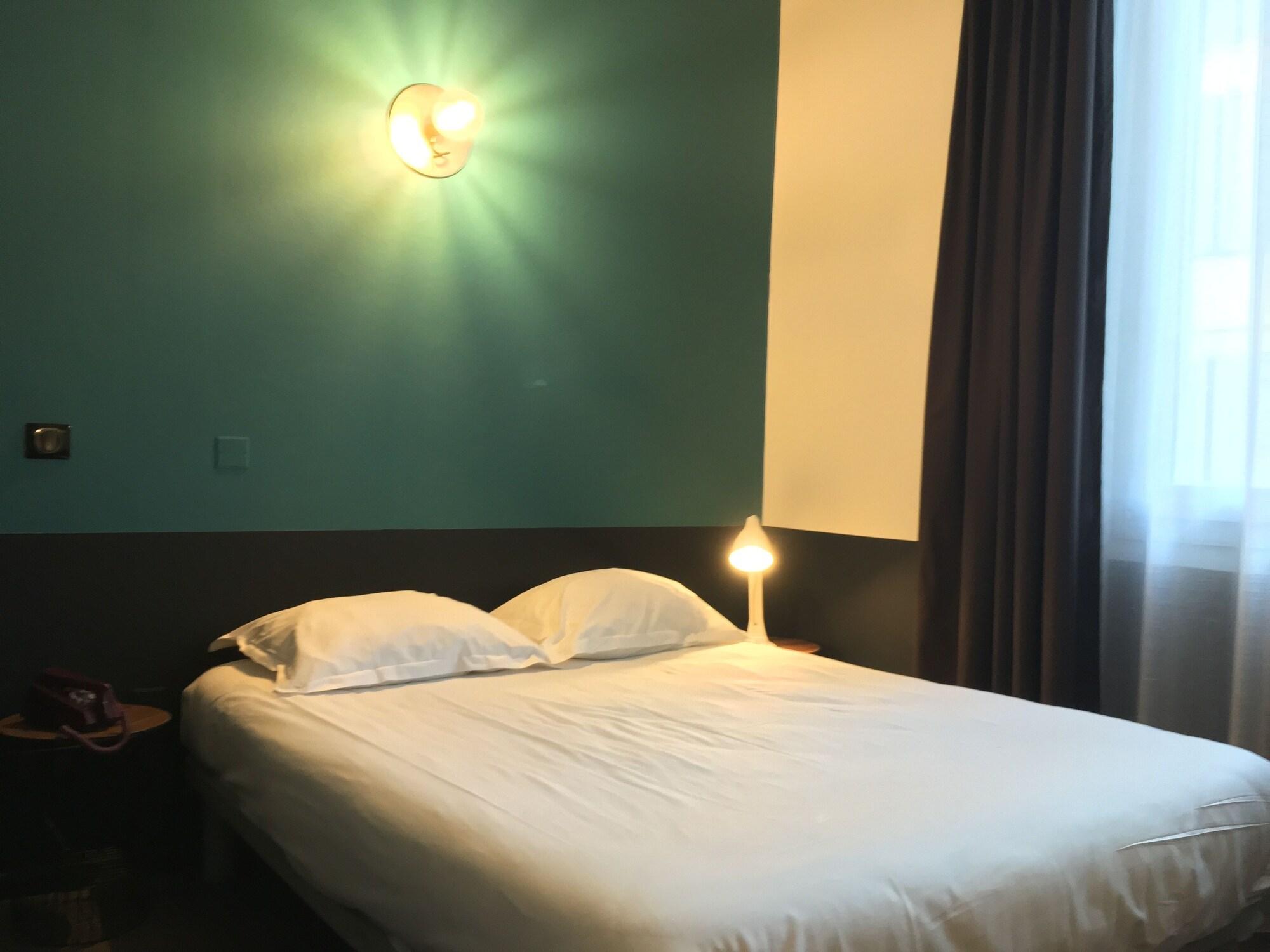 Hotel Alnea คานส์ ภายนอก รูปภาพ