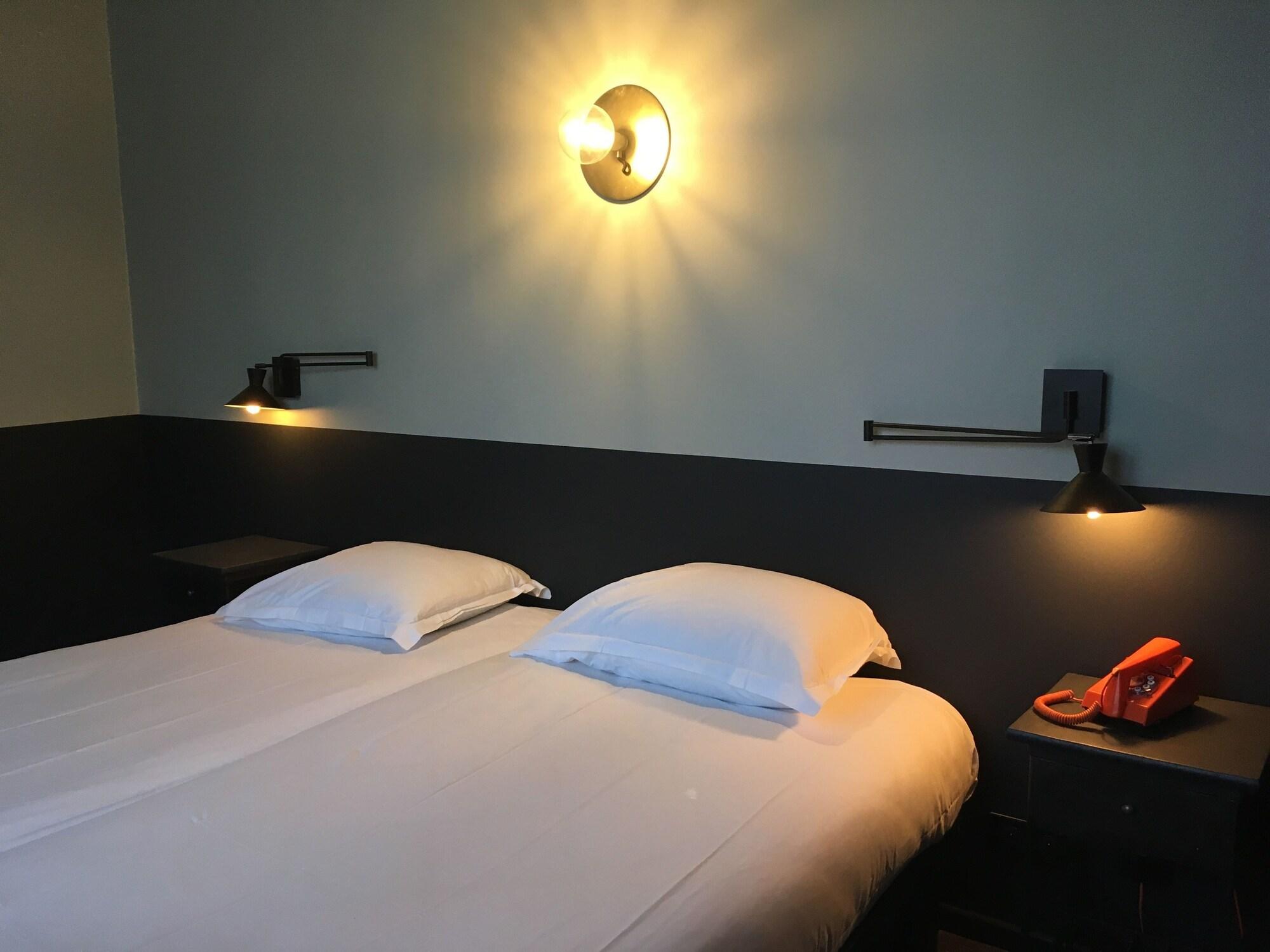 Hotel Alnea คานส์ ภายนอก รูปภาพ