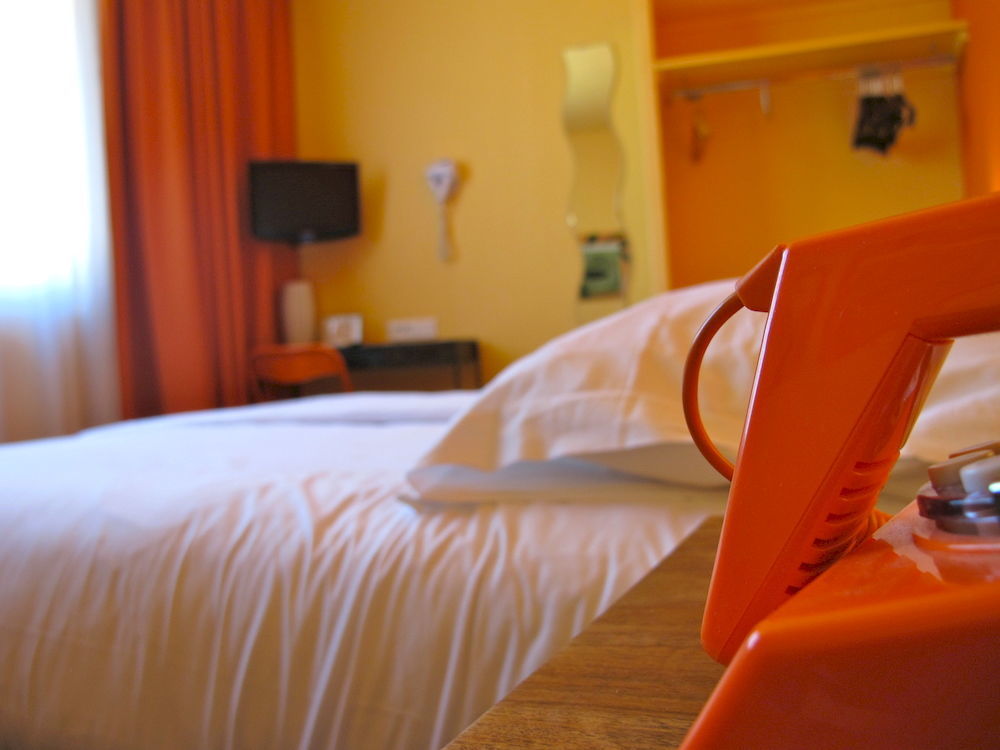 Hotel Alnea คานส์ ภายนอก รูปภาพ