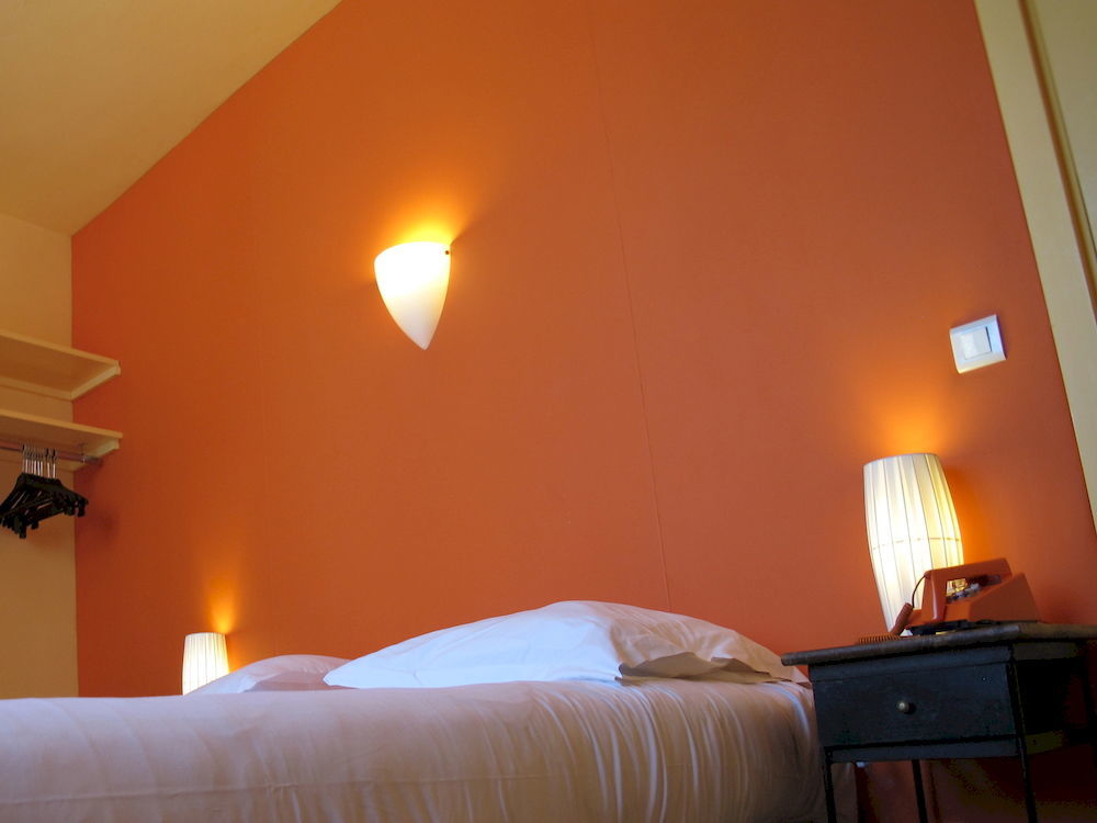 Hotel Alnea คานส์ ภายนอก รูปภาพ