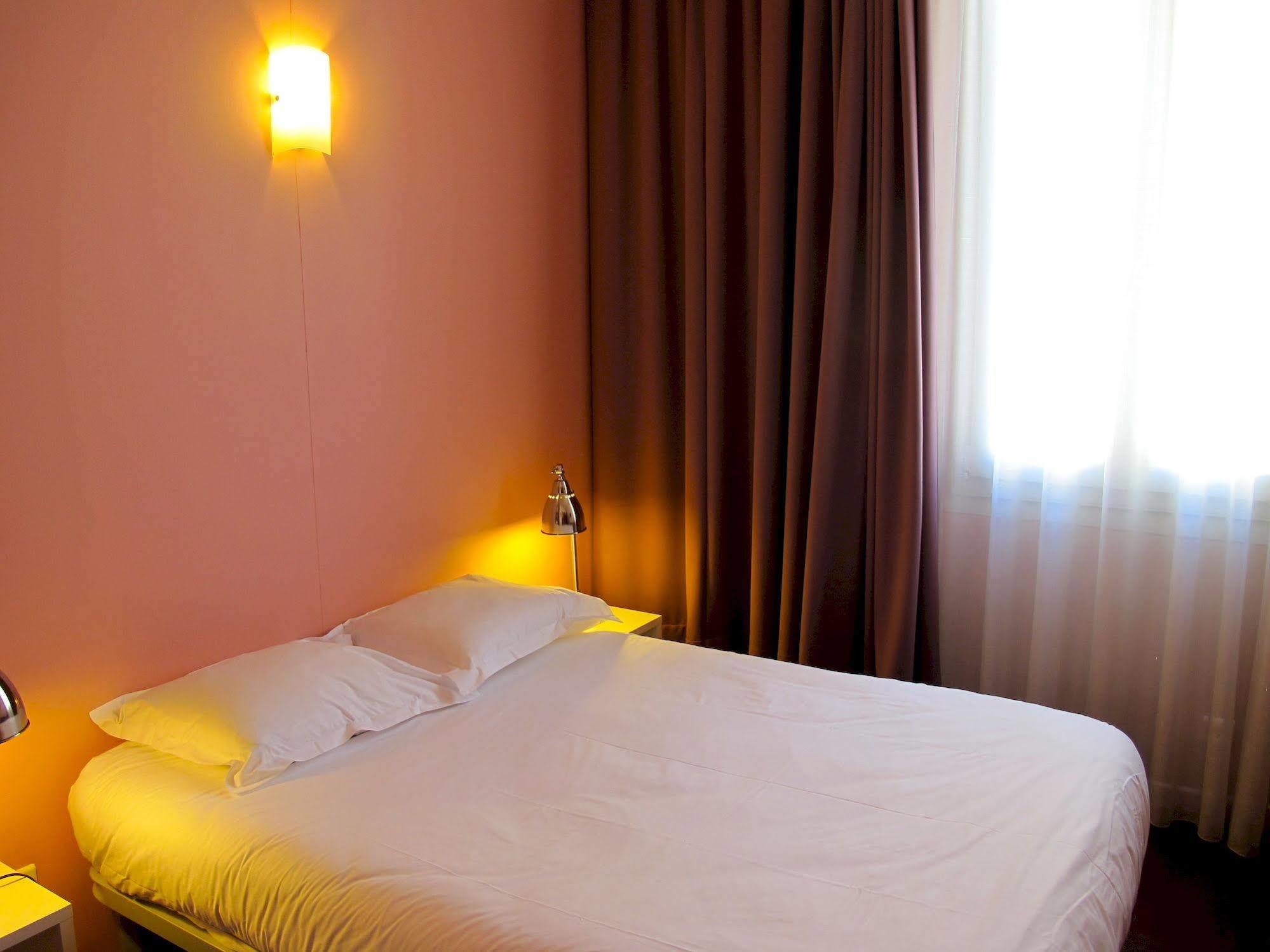 Hotel Alnea คานส์ ภายนอก รูปภาพ